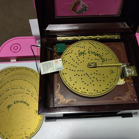 Harmonique Dark Wood Music Box with Gold Discs